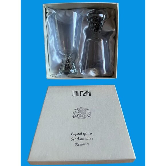 MCM Oleg Cassini Crystal Glitter Wine Glass Set Of 2 With Hematite filled stems - Picture 2 of 7